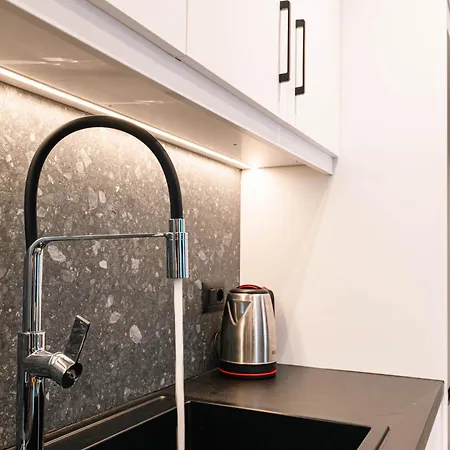 Euphoria Apartman *