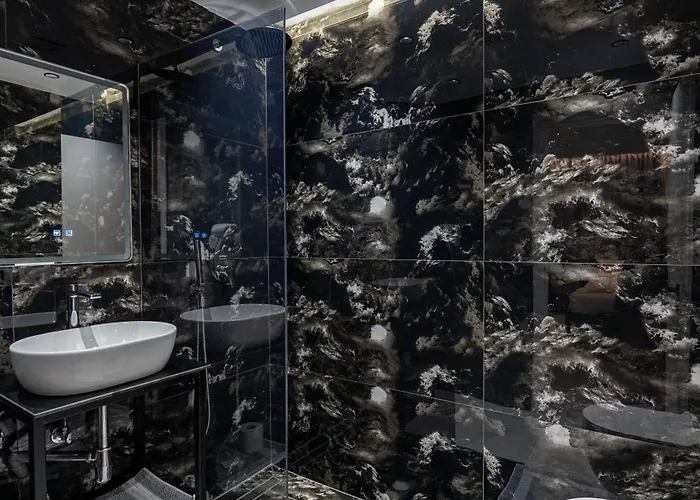Euphoria Apartment