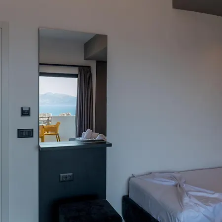 Euphoria Apartment